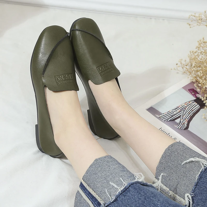 

COOTELILI Woman Flats Slip on Shoes For Women Loafers Soft Leather Round Toe Ladies Oxfords Women Shoes White Black