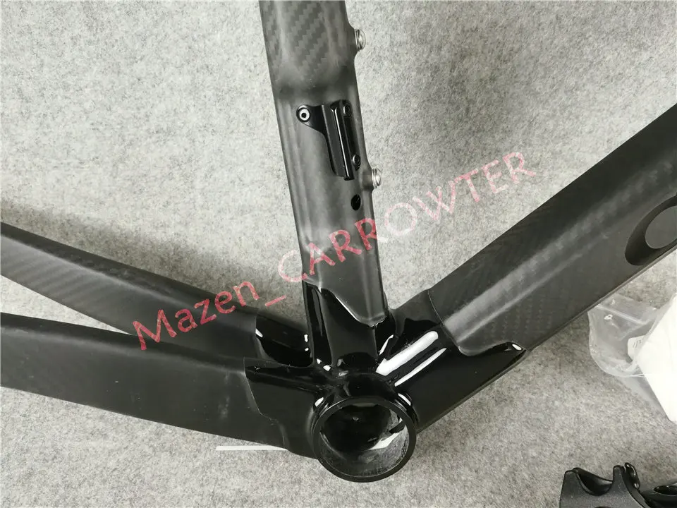 Best 3K Matte-Glossy T1000 Black on Black Colnago C60 carbon road frame bicycle Frameset With 48/50/52/54/56cm BB386 3K Matte/Glossy 3 Best 3K Matte-Glossy T1000 Black on Black Colnago C60 carbon road frame bicycle Frameset With 48/50/52/54/56cm BB386 3K Matte/Glossy 3