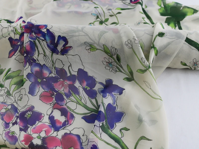 

Beautiful floral silk material quality beige georgette silk fabric
