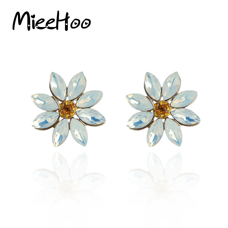 

Cute Romantic Lovely Stud Earrings good quality fashion jewelry wholesale Flower Shape Copper Cubic Zirconia For Women Gift