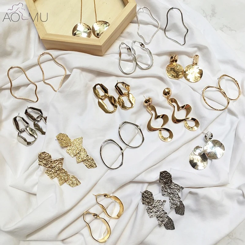 

AOMU Vintage Exaggerated Metal Geometric Big Circle Dangle Earrings Gold Silver Fringed Long Earring For Women Party Jewelry