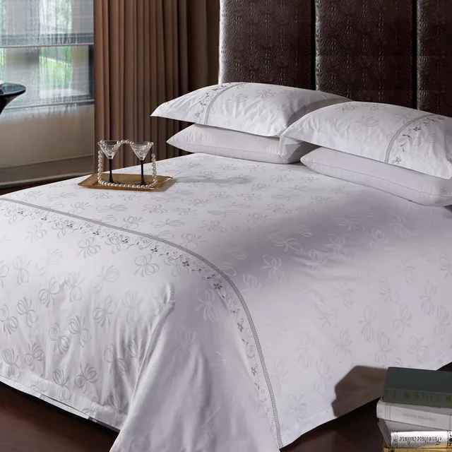 Jacquard Embroidered Cotton Bedding Sets Queen Size 4 piece Duvet Cover