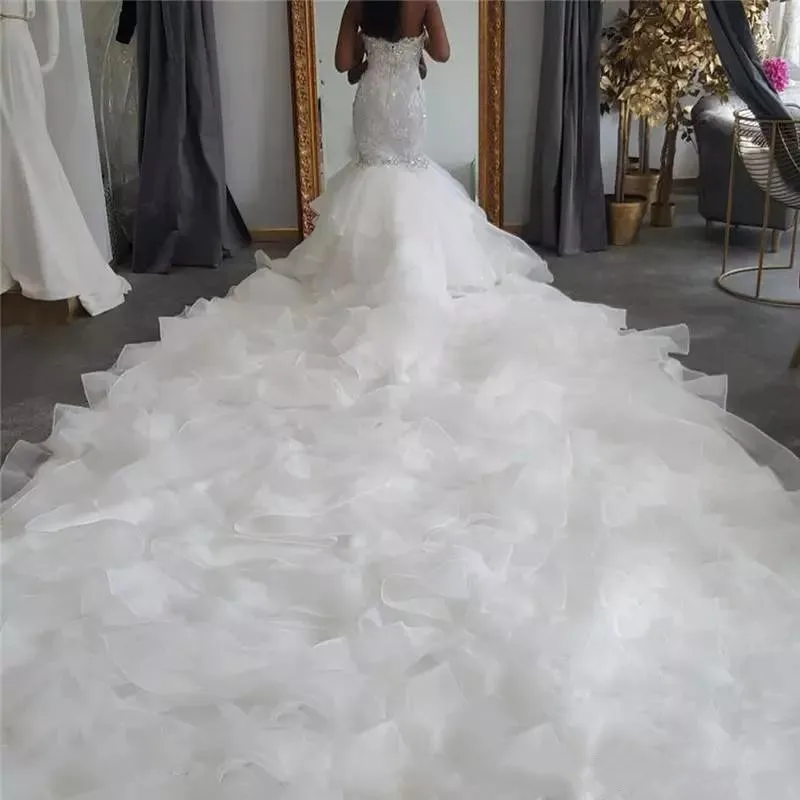 luxury-mermaid-african-wedding-dresses-with-cathedral-train-bridal-gowns-sweetheart-tiered-ruffles-2019-vintage-church-bride-dress (2)