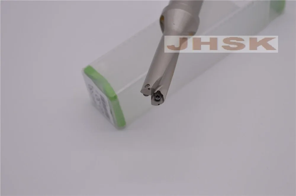 1× SPD175 C25-3D U drill indexable drill 17.5mm-3D Internal cold drill SPMG0502