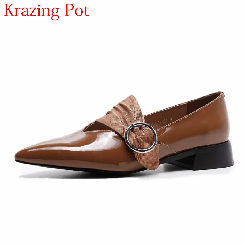 2018 Fashion Brand Spring Shoes Shallow Low Heels Genuine Leather Metal Buckle Slip on Women Pumps Pointed Toe Runway Shoes L16