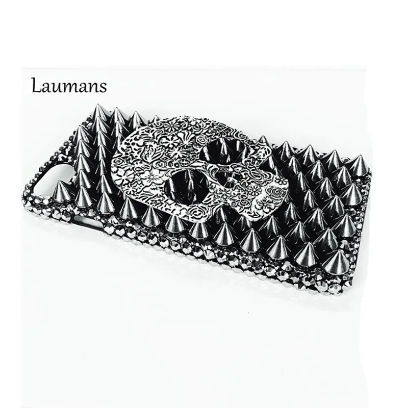 

Laumans Cool Skull Case For iphone 4s 5 5s 6 6s 6plus 7 7plus Clear Rhinestone rivet Phone Back Cover Shell For 7 7plus 4s 5s 6s