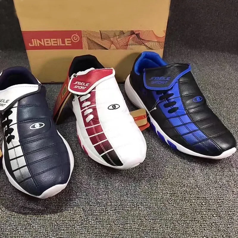 2018 new young students basketball shoes shock absorbing lightweight sports shoes anti slip and wear-resistant men's shoes