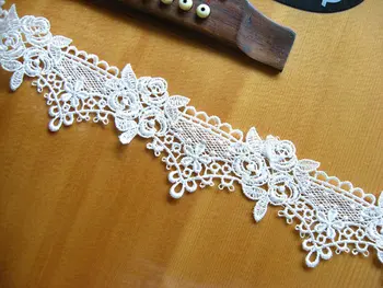 

wedding decoration off White Lace Trim, venise lace by the yard DG015B 10yards