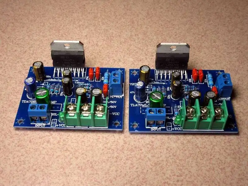 

DC18-35V TDA7294 Dual Channel 60W + 60W Rear Stage Power Amplifier Board 61 X 48 X 25mm