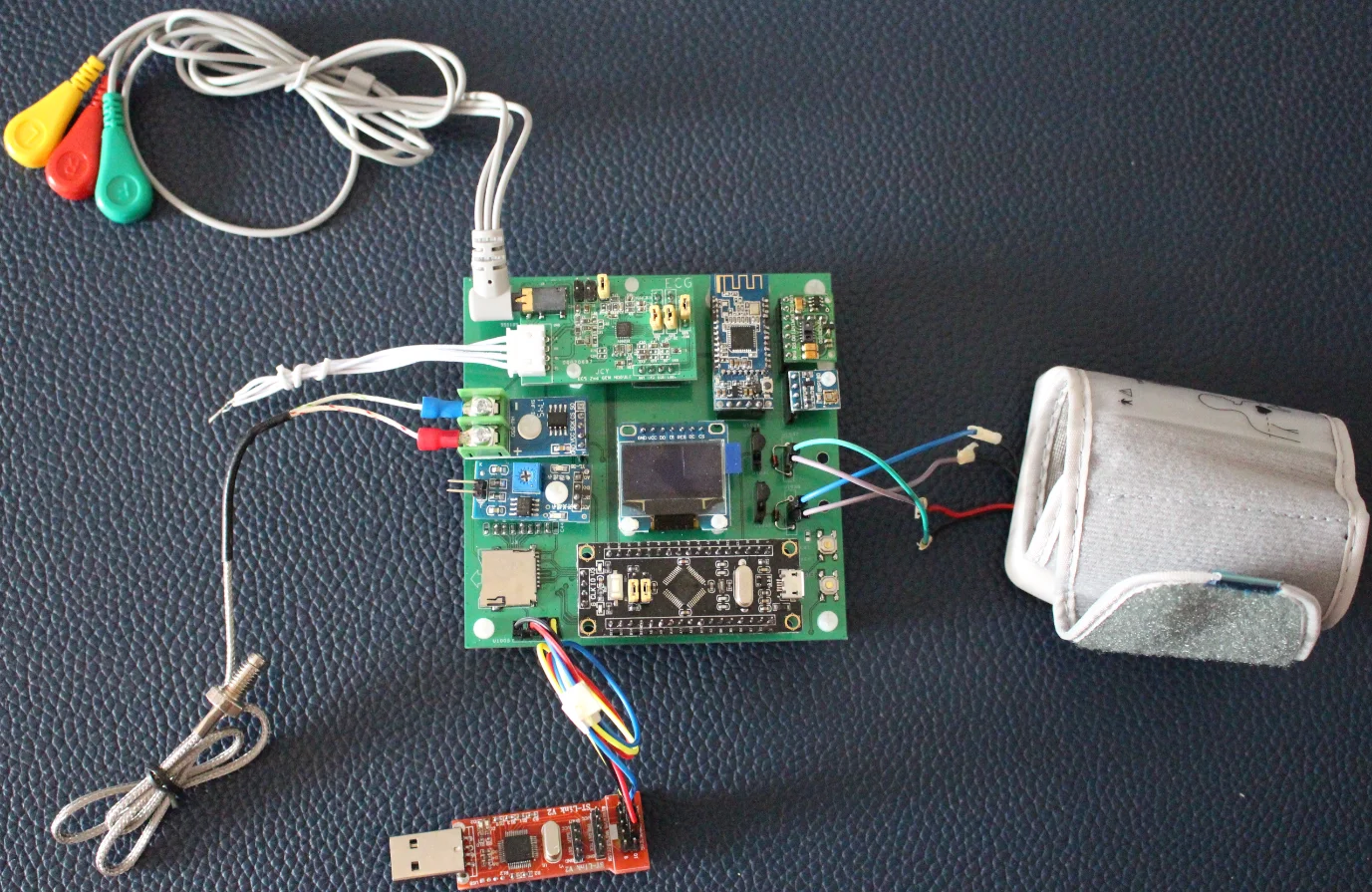 

MAX30100 0.69OLED Development Board of Heart Rate and Blood Oxygen Content