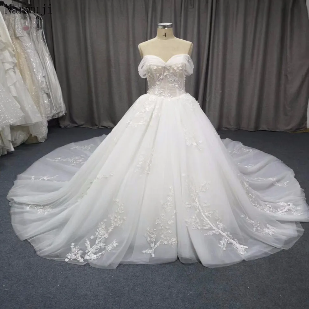 

Eslieb High-end Custom made Lace Ball Gown Wedding Dress 2018 Illusion Sweetehart Royal Train Vestido de Noiva Bride Dresses