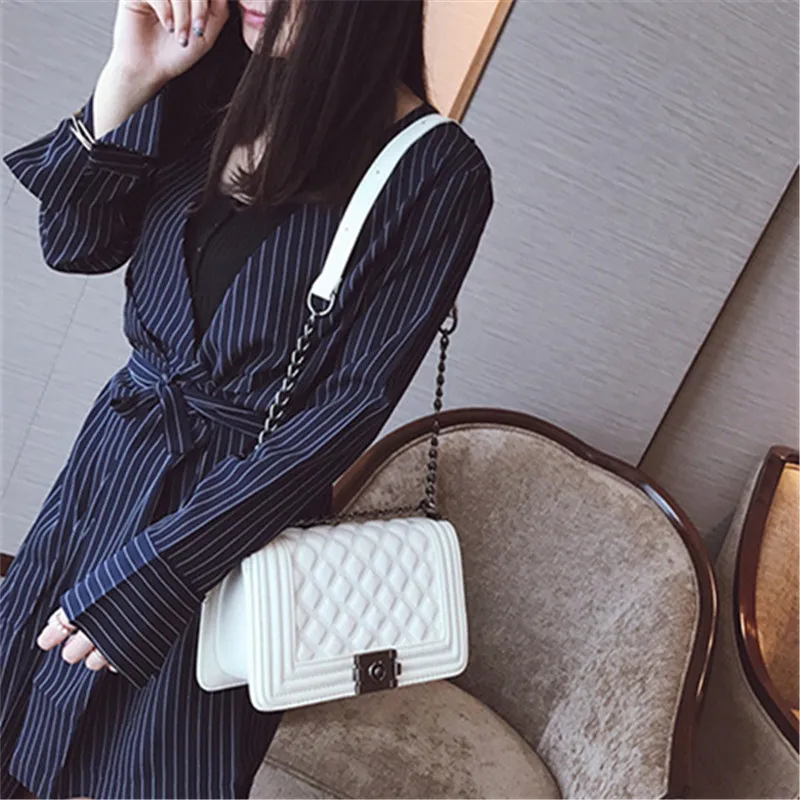 

Factory Outlet HOT Sale Female Bag 2019 Simple Bag Diamond Diagonal Package European&American Fashion Lingge Square Chain Bag