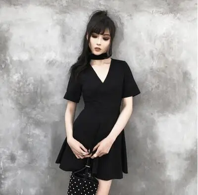 Новые летние модные готические платья для женщин с открытой спиной, глубокий v-образный вырез, платье тонкое А-образное черное сексуальное платье Vestidos с коротким рукавом