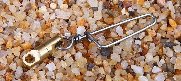 12 pcs_lot fishing swivels rolling brass barrel swivel with interlock snap easy rig For Fishing Special Offer fishing hook1106