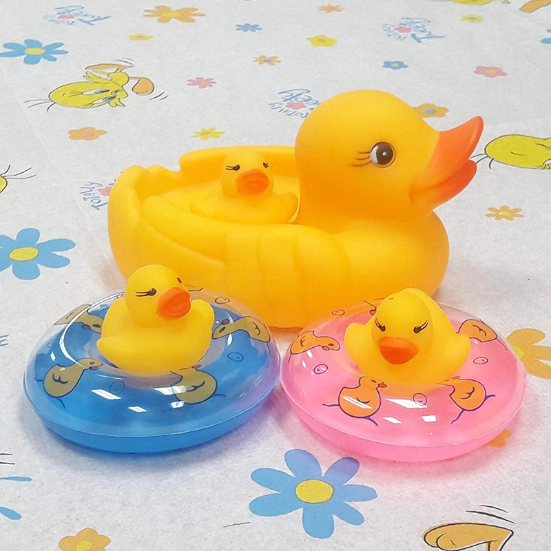 Детские водяные игрушки плавающая Желтая резиновая утка Ducky детская Ванна