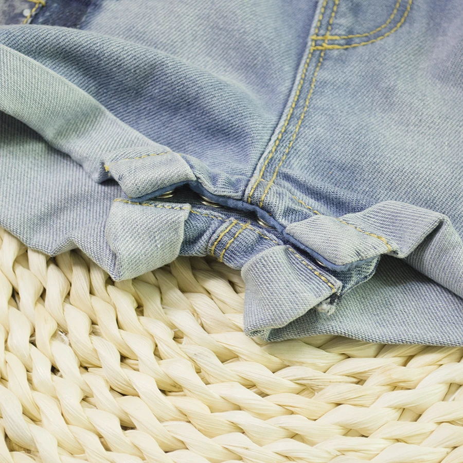 7 Newborn Baby Denim Jumpsuits Infant Boys Girls Rompers Bodysuit Jeans Shorts Toddler Kids Covered Button Patch Children Clothing