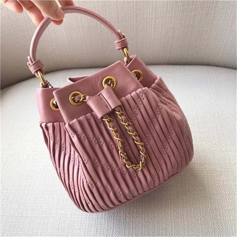 

2019 Summer New Leather Women's Clutch Bag Pure All-match Sheepskin Women's Bag Mini Bucket Bag Luxury Handbag Satchel Bag Folds