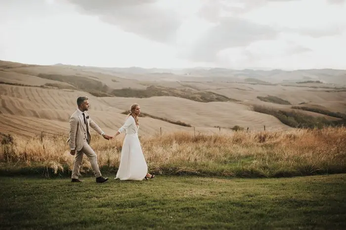 simply-beautiful-tuscan-wedding-at-the-lazy-olive-4-events-50-700x467