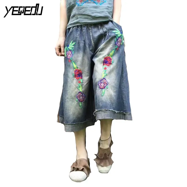 1751 2017 Ripped jeans femme Vintage Embroidered jeans Wide leg Calf length Loose Denim jeans