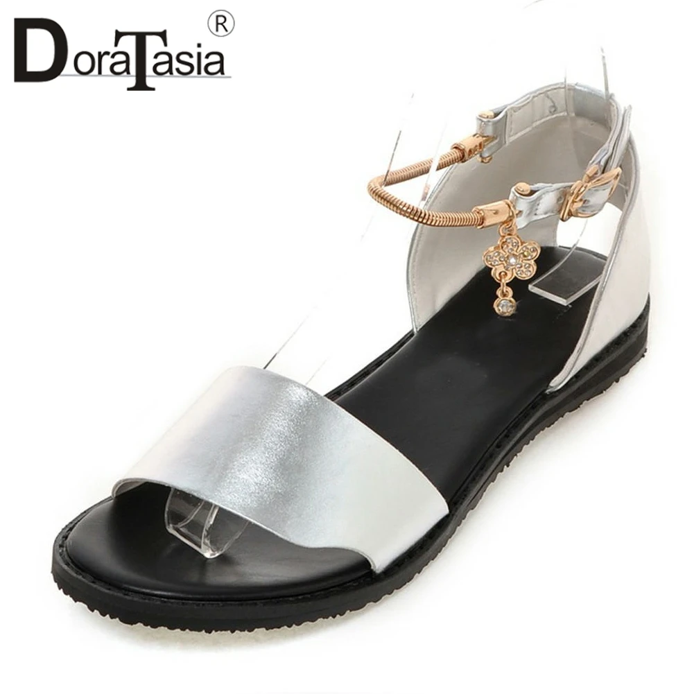 

DoraTasia 2019 Summer Fashion Plus Size 34-46 Metal Decoration Flat Sandals Women Concise Breathale Casual Shoes Woman
