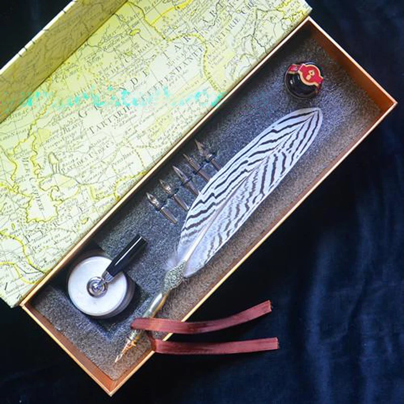 

Calligraphy Quill Lophura Nycthemera Feather Pen Set with Ceraminc Pen Holder 5 Nibs 1 Ink Retro Carving Wedding Gift Pen