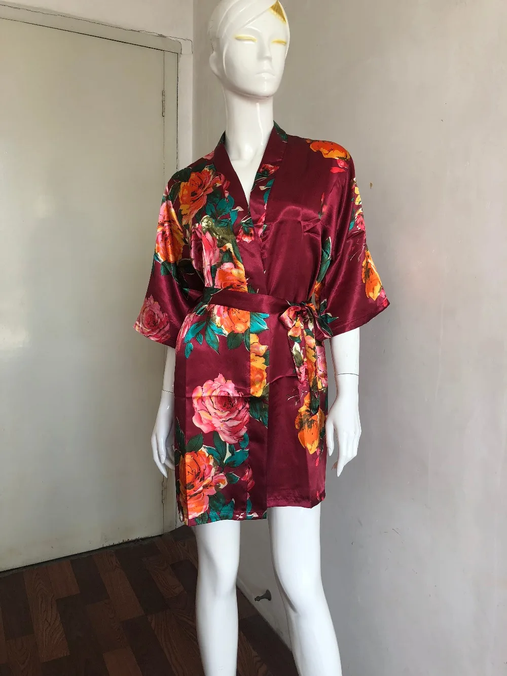 Wedding dressing gowns Bride Mini Robe Kimono Robe Sexy Bridal party Printed bridesmaid bridal shower gift