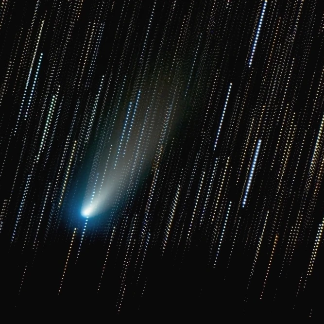 Comet 73P/Schwassmann-Wachmann Poster Print (17 x 11)