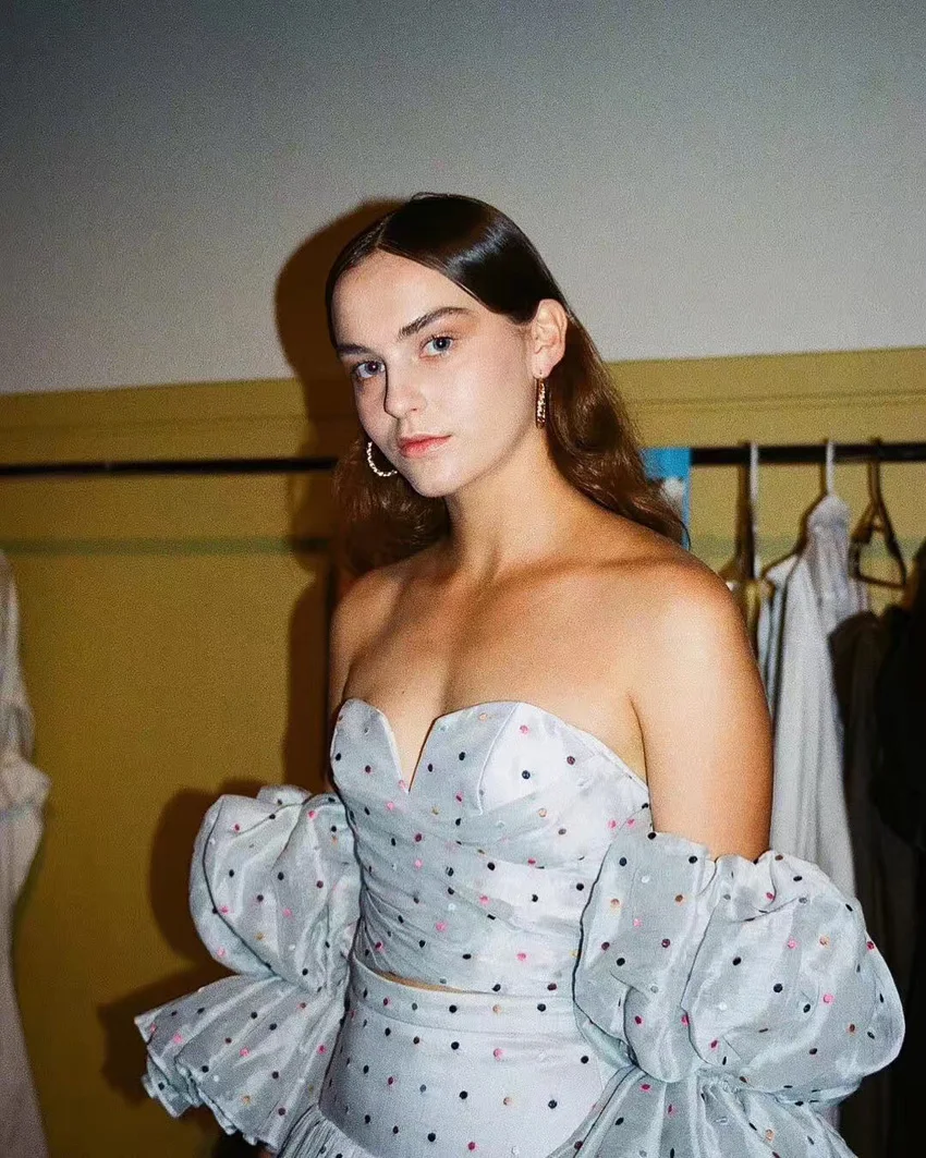 Новый 2019 логотип socialite hubble bubble рукав салфетки пиджак лепестки + большой маятник