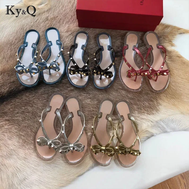 

2018 Summer Casual Style Jelly Shoes Women Sandals Flats Rivet Slippers Fashion Woman Shoes Size 35-41 plus size