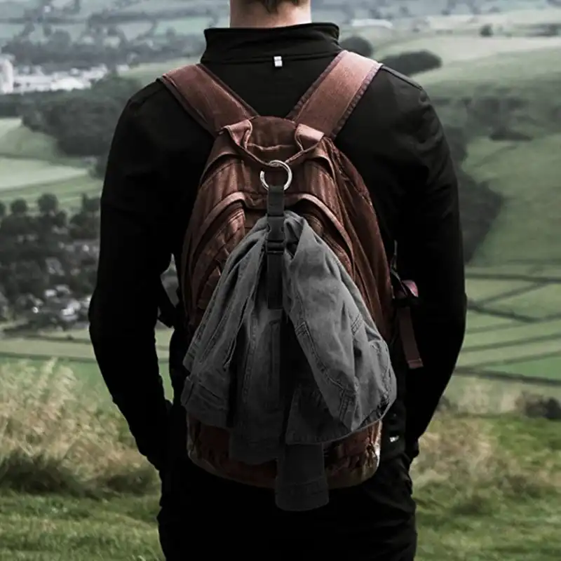 jacket gripper strap