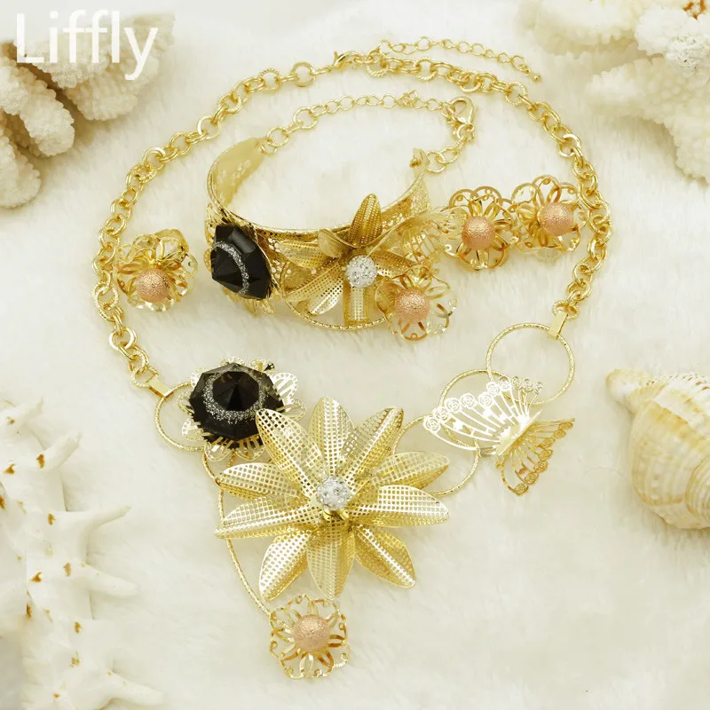 

2019 Luxury Bridal Jewelry Flower Necklace Pink Pearl Black Crystal Dubai Wedding Jewelry Sets Fashion Women's Earrings Set