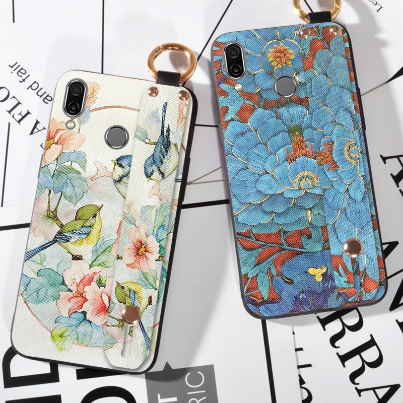 

Wrist Strap Flower Emboss Cases For Huawei Honor 8C BKK-AL10 9i 7X Luxury Silicone Cartoon Cloth Cover For Huawei Honor play