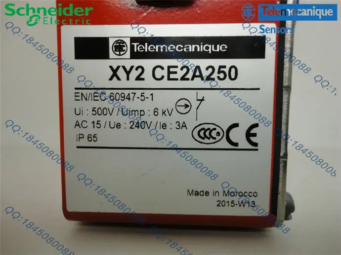 Концевой выключатель XY2CE2A250 XY2-CE2A250