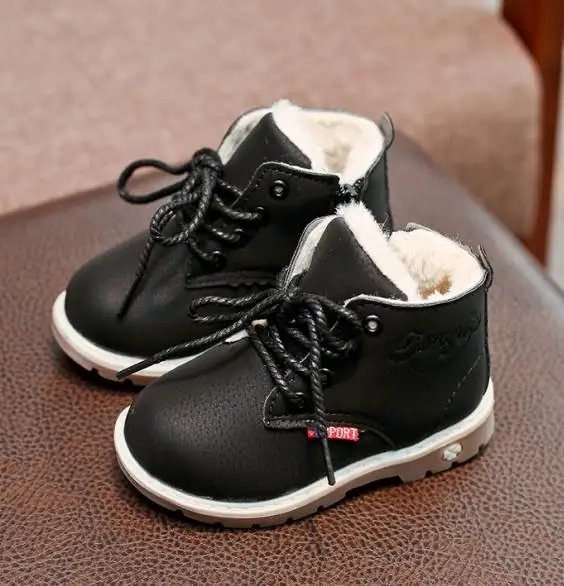 Детские ботинки; зимние плюшевые теплые ботинки Martin для мальчиков; модные кожаные ботинки из мягкого флиса; нескользящие ботинки для девочек - Цвет: Черный