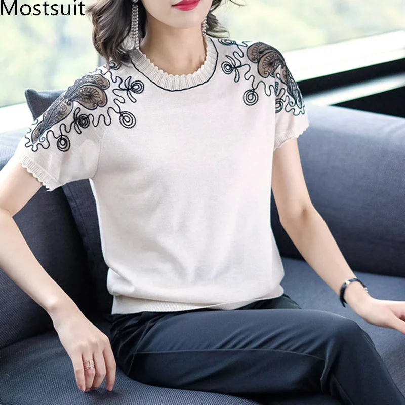 

2019 Summer Knitted Lace Korean Ol Tshirts Tops Women Short Sleeve O-neck Hollow Casual Elegant T Shirts Pullovers Black Beige