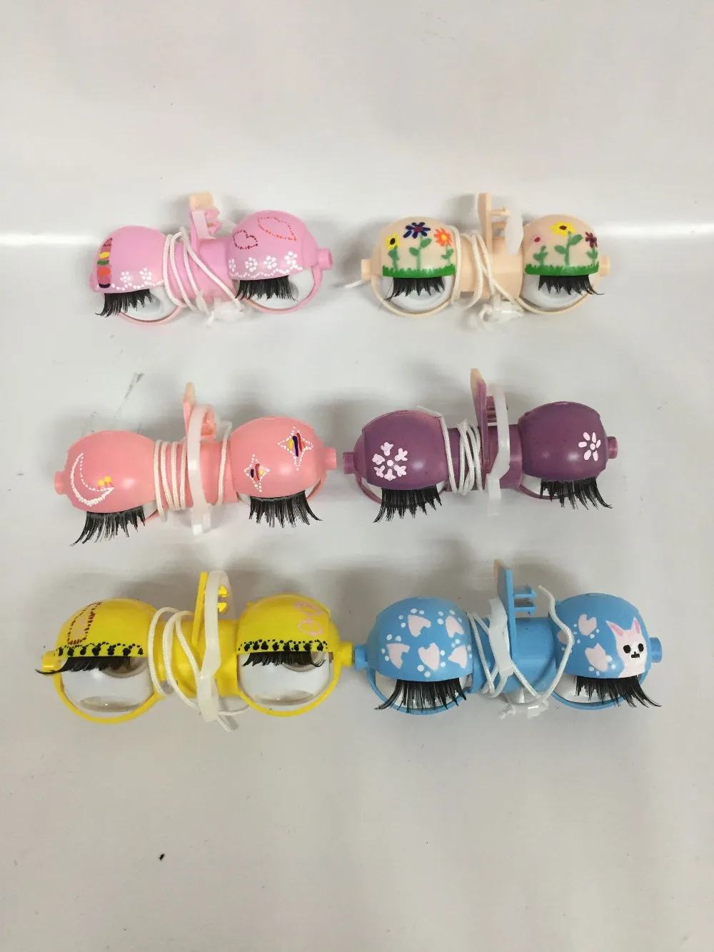 

Blyth dolls eye mech without eyes chips Patterned eye mech