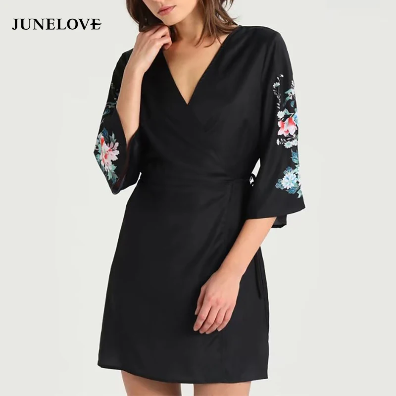 

June Love 2019 spring women three quarter flare sleeve dress high waist V Neck female loose dress Japan Style print dress