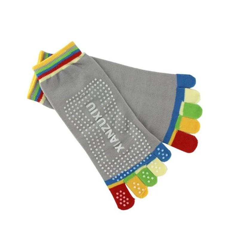 1 пара, 6 цветов, новинка, противоскользящие женские носки для йоги, прочные цветные хлопковые носки для йоги с рукояткой на лодыжке и пятью пальцами