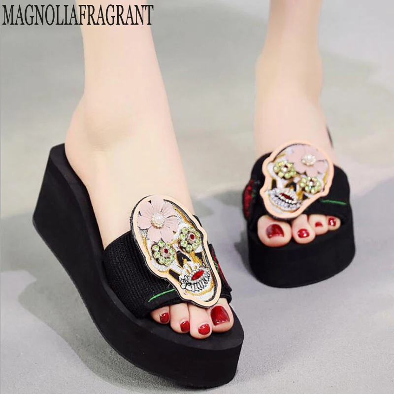 

Women Sandals Platform Summer Women Shoes Slippers Wedges Women Beach slippers sandalia feminina 2019 new Skull flip flops c716