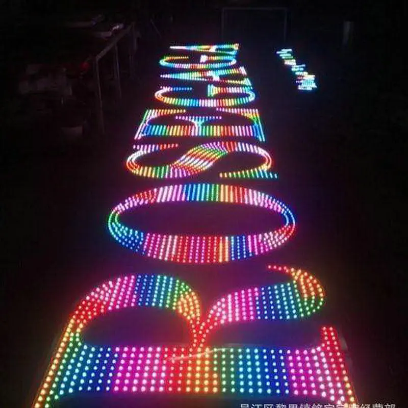 LED pixel light (18)