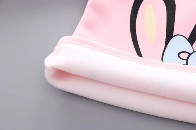 Пижамный комплект для маленьких девочек; детская От 2 до 4 лет теплая Пижама; милая одежда ярких цветов с розовым кроликом; комплекты теплой зимней одежды для детей
