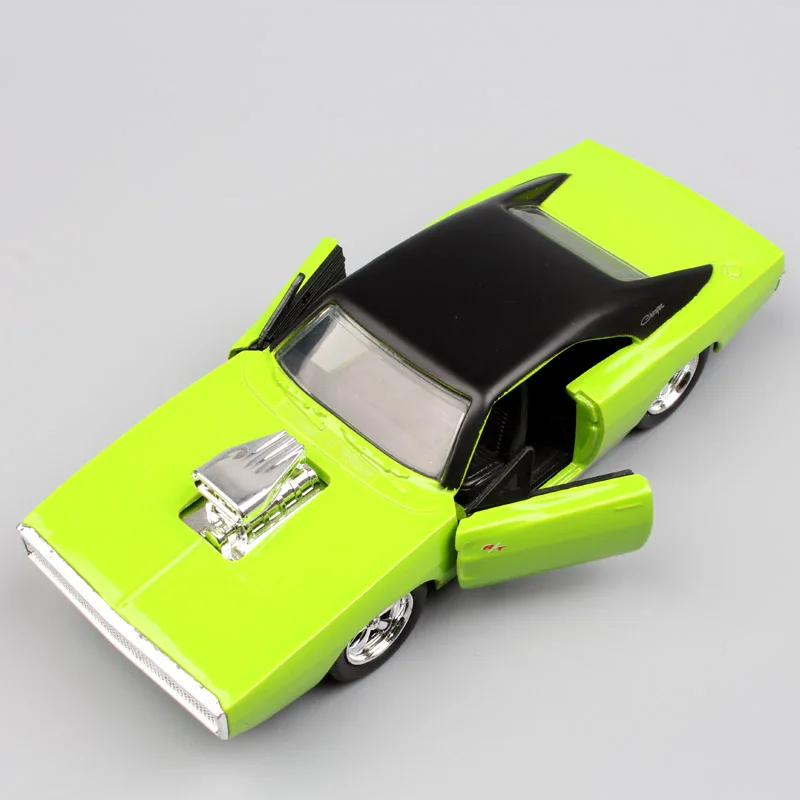 

1/32 small Scale Fast and Furious F8 old 1970 DODGE Charger R/T refitted automobile race diecast metal miniatures cars model toy