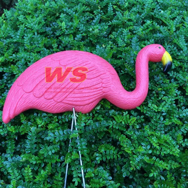 1 Pair Red Lawn Flamingo Figurine Plastic Party Grassland Garden Ornaments Decor (11)