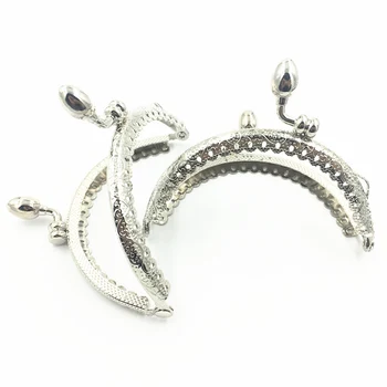 

1Pc Ruffled Silver Tone Kiss Clasps Lock Clutch Coins Purse Handbag DIY Handles Metal Arch Frame Bud Heads 8.5cm