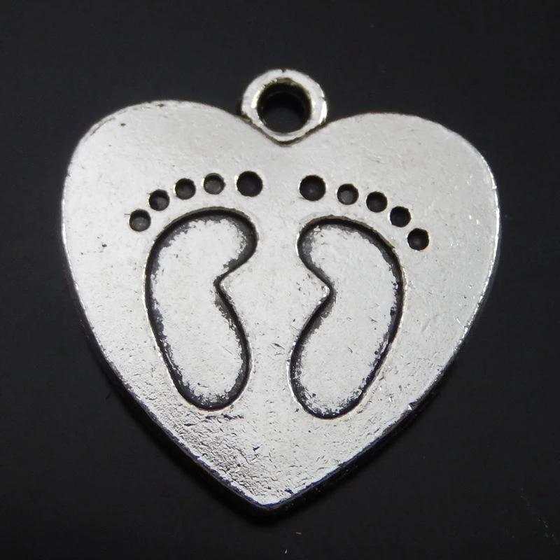 

GraceAngie 11pcs/pack Antique Silver Alloy Heart Shape Footprint Charms Pendant Jewelry Making For Lovers Dad Mom Best Present
