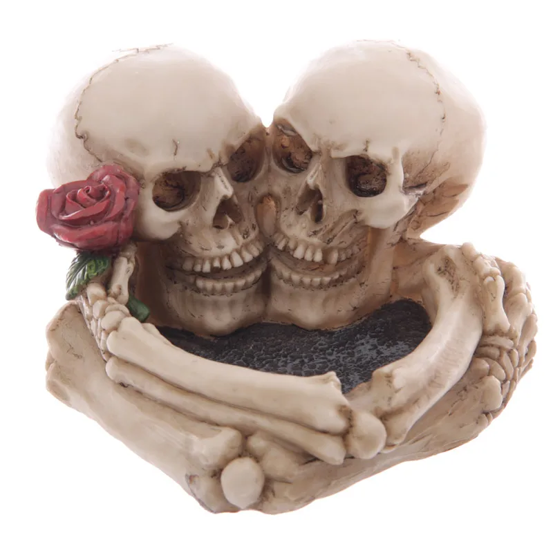 

Skull Lovers Ashtray Decorative Romantic Skeleton Heads Halloween Skulls with Rose Couple Ornament Funky Gadget Gothic Figurine