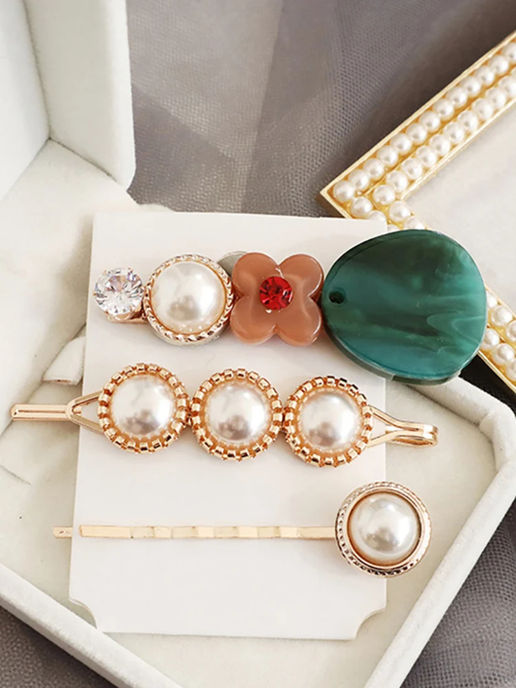 

Women's Peal Geometric Round Party Club Headwear Fashion Accessories Women's Hairgrips
