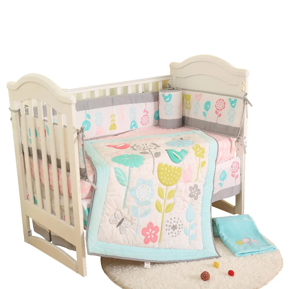 

cotton material and yarn dyed pattern baby bedding set, comforter, bumper, skirt, sheet