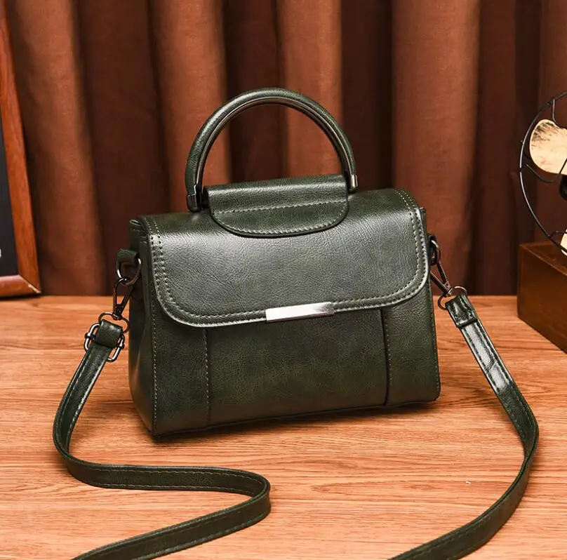 Новинка 2020 oilskin сумка на одно плечо из искусственной кожи однотонная маленькая