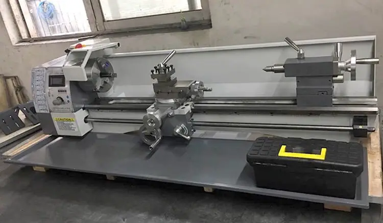 

850W Mini Metal Lathe 220V Variable Speed Mini Lathe Machine for Metalworking Stainless Steel Processing Full CE Certificated